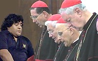 Maradona k kardinaloj